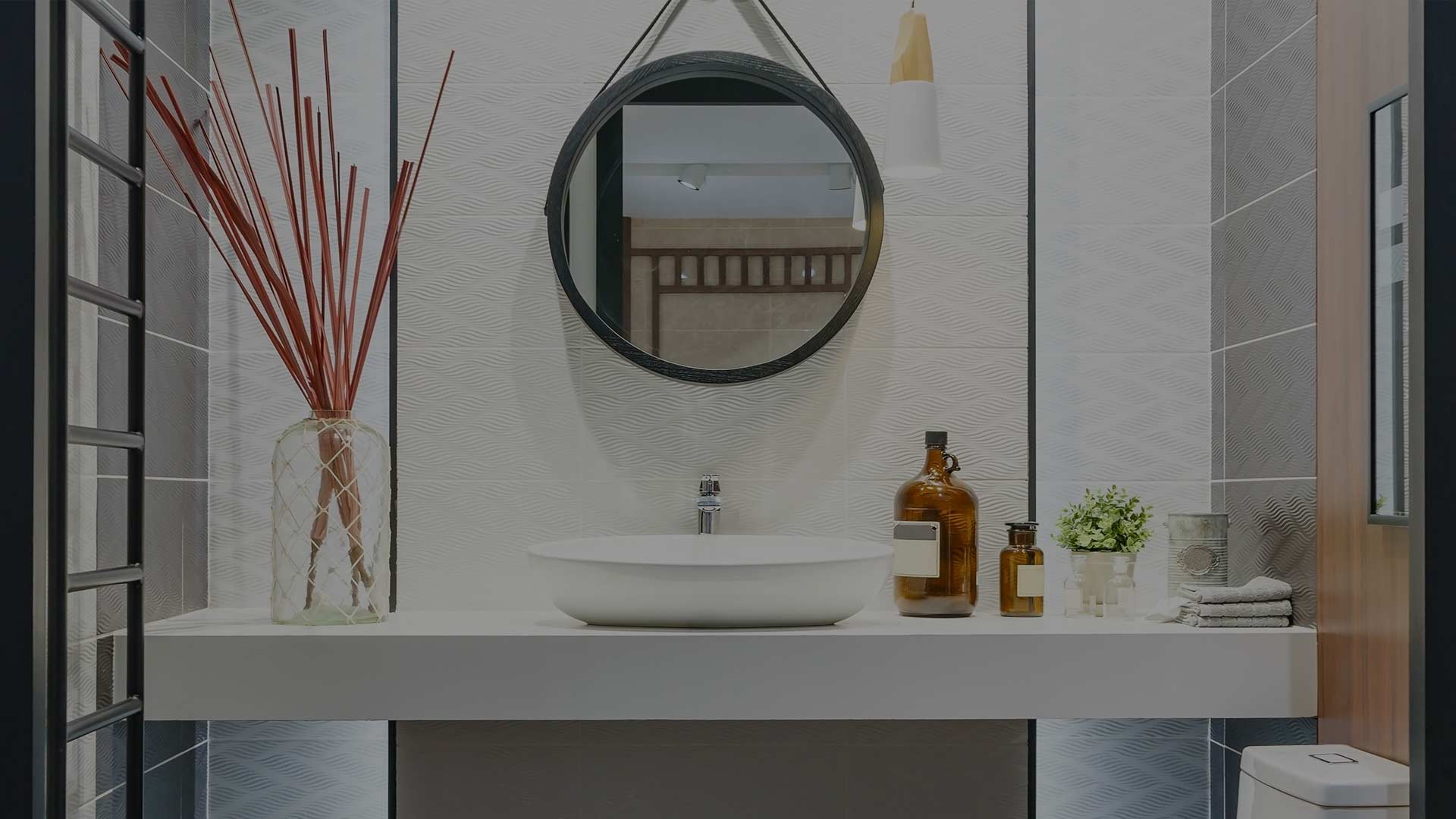 Bathroom Solid Surface realizations